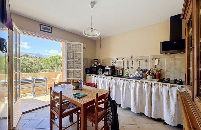 Villa T4 + T2 sur 1235 m² de terrain - Environnement exceptionnel ! — photo 5