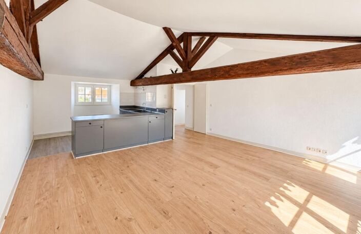 La Rochelle – Appartement de charme avec ascenseur au cœur du centre historique — photo 3