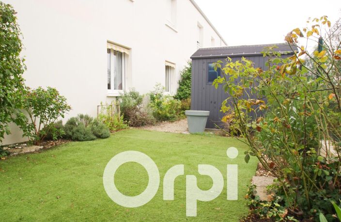 Appartement  avec Jardin — photo 2
