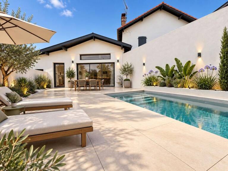   CHARME, RÉNOVATION & PISCINE – LE TOUT DE PLAIN-PIED ! — photo 1