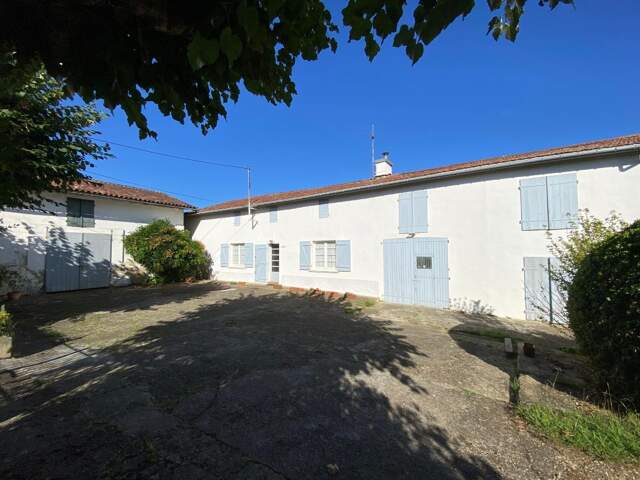 Maison À Vendre — photo du bien