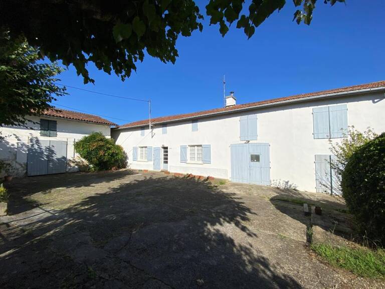 Maison À Vendre — photo 1