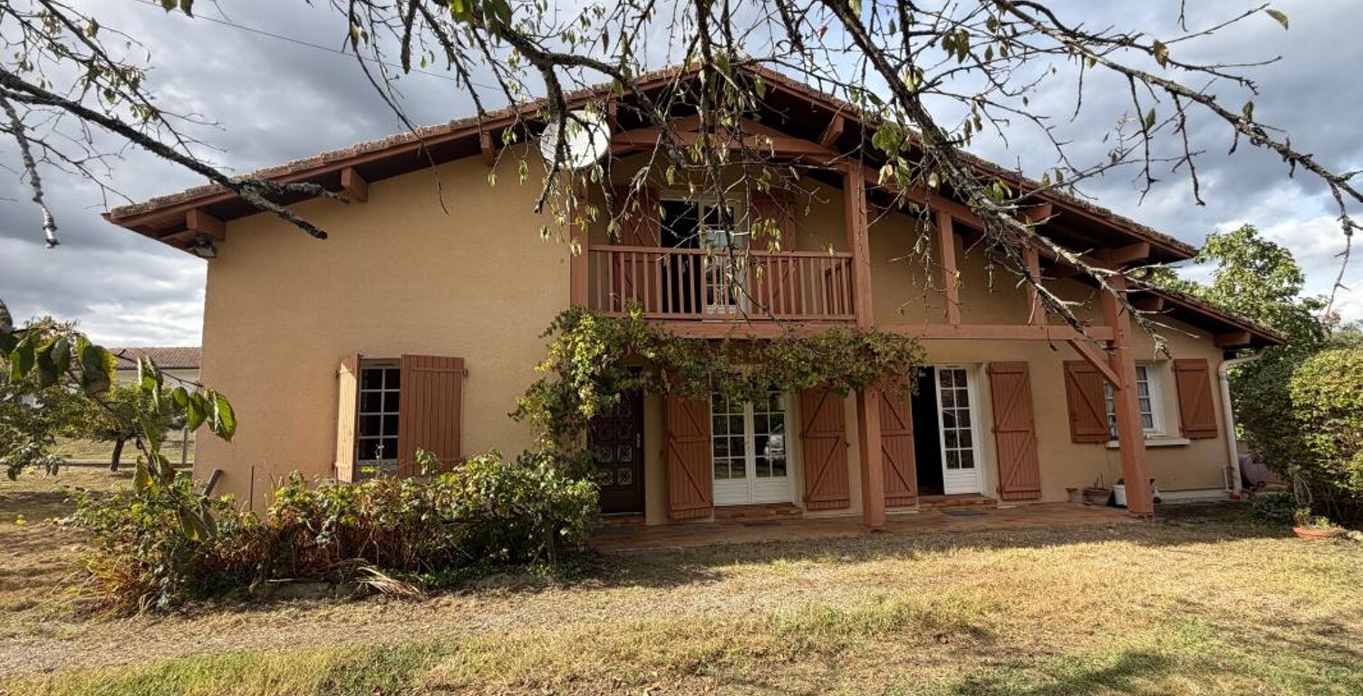 Centre ville maison familiale avec 5 chambres sur plus de 2000 m² — photo 1