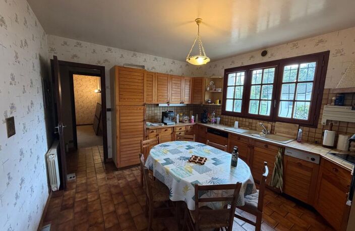 Centre ville maison familiale avec 5 chambres sur plus de 2000 m² — photo 3