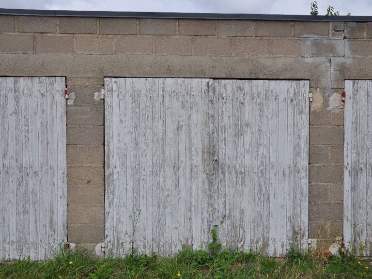 garage a COSNE SUR LOIRE 13 m2 proche du centre ville — photo 1