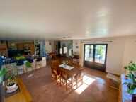 Maison de 162m2 implantée sur une parcelle de 1677m2 avec un vaste sous-sol — photo 2