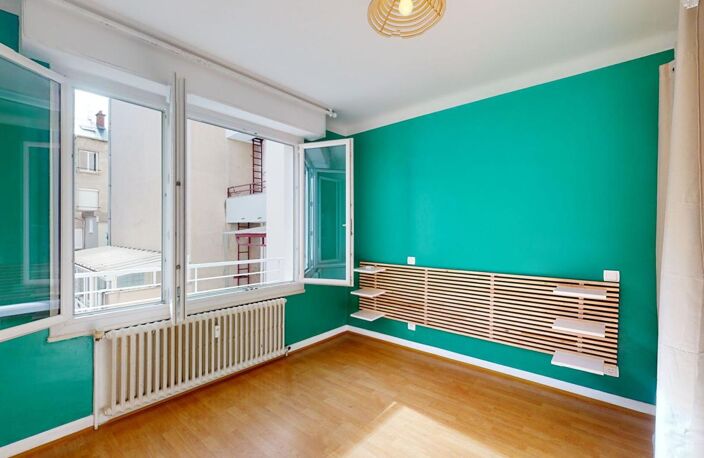 Appartement T4 rue Raynal — photo 3