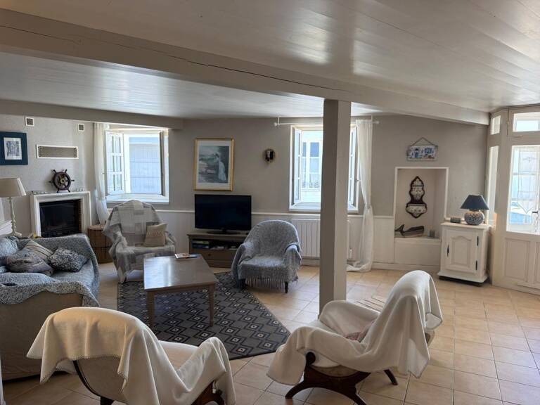 Maison À Louer - centre La Flotte en Ré - 3 chambres - 2 salles d'eau — photo 1