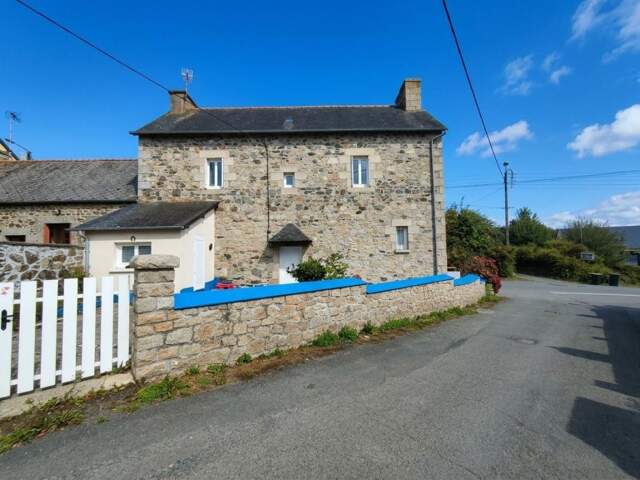 A VENDRE MAISON EN PIERRE DE 119 M² + TERRAIN CONSTRUCTIBLE DE 399 M² — photo du bien