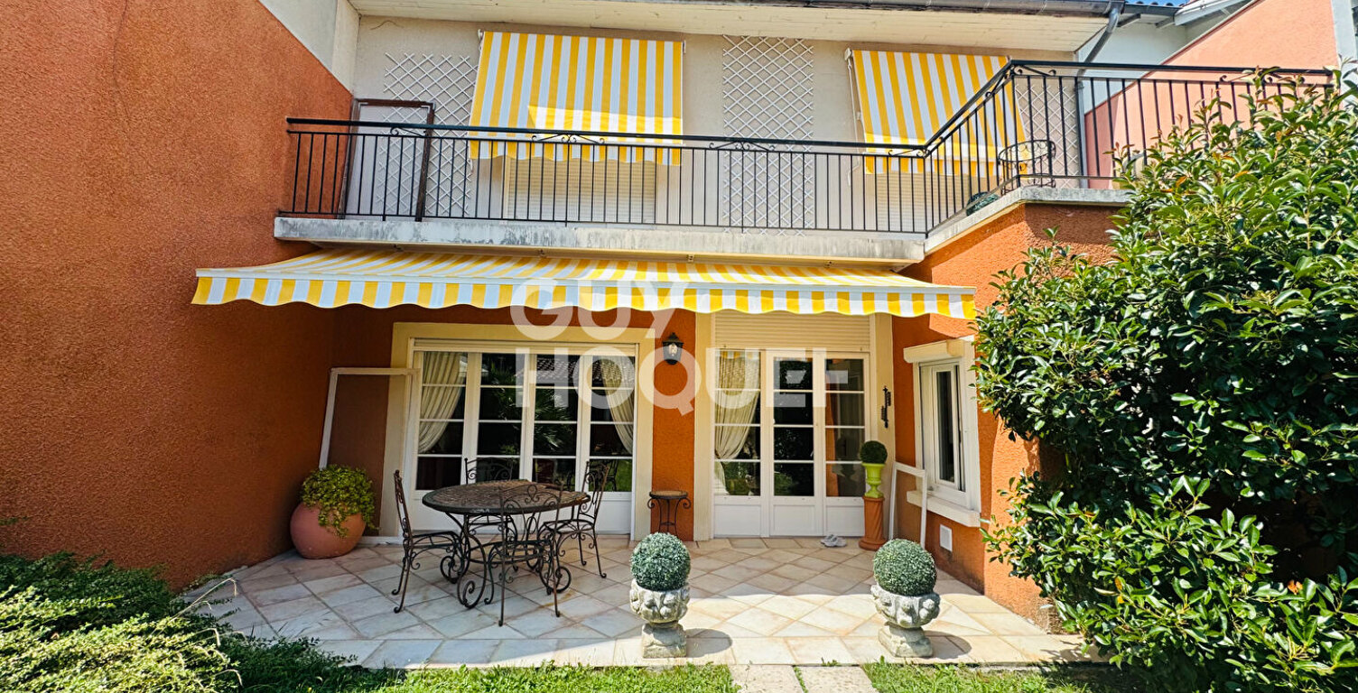 Maison de ville 4 chambre, garage, jardin et dépendance. — photo 1