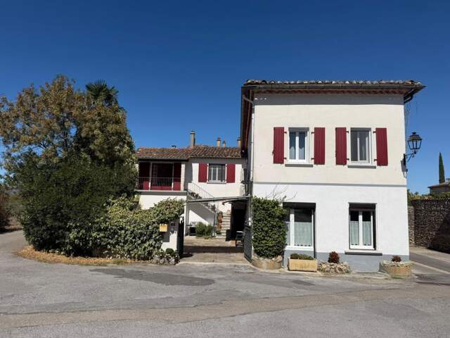 POTELIÈRES – MAISON DE VILLAGE AVEC 5 CHAMBRES ET COUR INTÉRIEURE — photo du bien