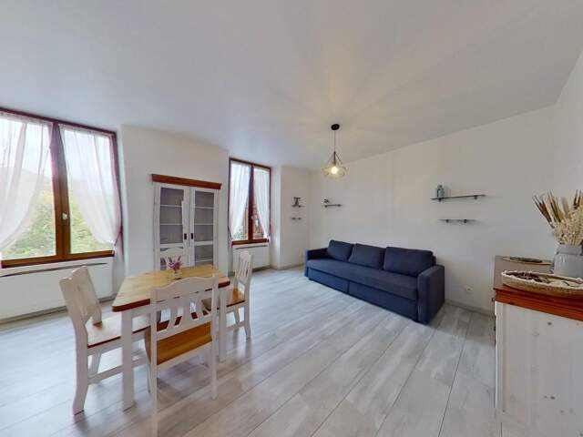 Appartement À Louer — photo du bien