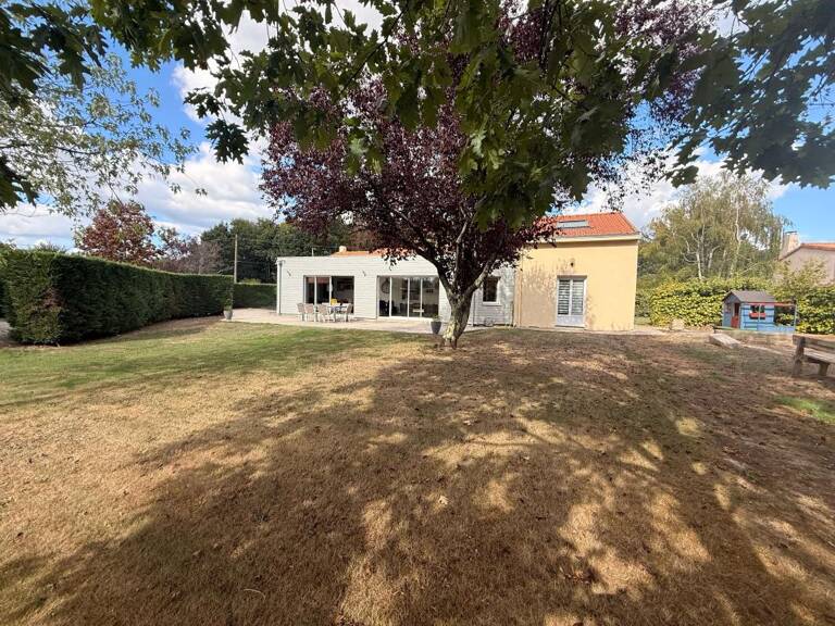 Maison À Vendre — photo 1