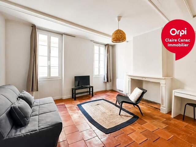 Studio meublé À Louer — photo du bien