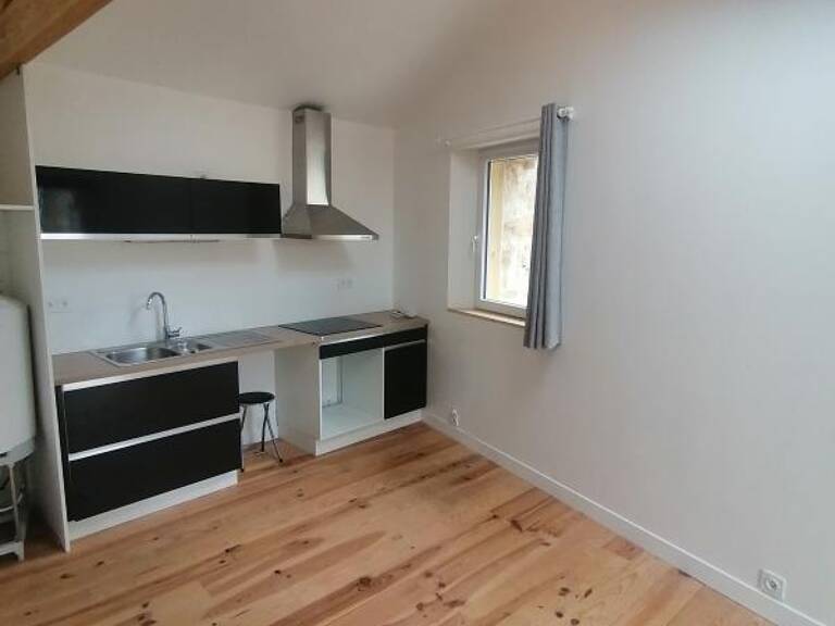 Maison T1 bis À Louer — photo 1