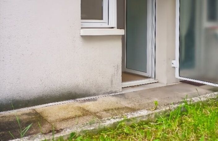 EXCLUSIVITÉ – JOLI STUDIO AVEC TERRASSE À TOURS — photo 4