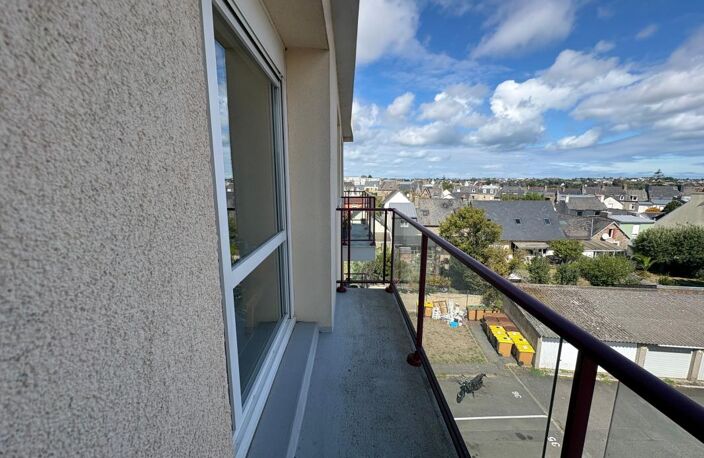 Saint-Brieuc — Idéal investisseur : T1 lumineux à 2 pas de la gare et du centre-ville — photo 4