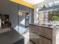 Belle demeure familiale avec terrasses, garage et dépendance au fond du jardin — photo 4