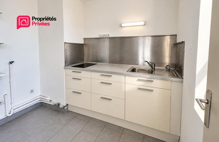 UZÈS EN EXCLUSIVITÉ  STUDIO 44,36 M²  DERNIER ÉTAGE  PLEIN SUD PARKING PRIVATIF — photo 4