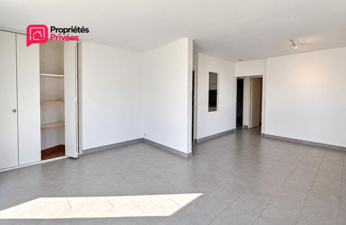 UZÈS EN EXCLUSIVITÉ  STUDIO 44,36 M²  DERNIER ÉTAGE  PLEIN SUD PARKING PRIVATIF — photo 5