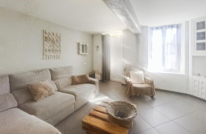 Maison  habitable de suite, deux chambres, grange, terrain, proche Nogent sur Seine — photo 4
