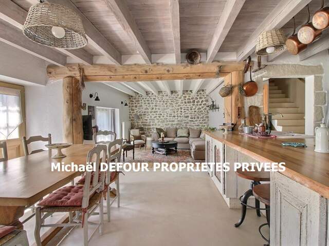 Les Villettes 43600 maison en pierre d'environ 122 m² habitables 3 chambres avec espace bureau sur environ 300 m² de terrain — photo du bien