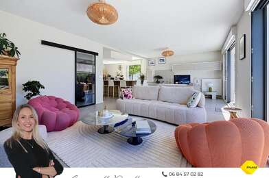 Maison 8 pièces 925600 €