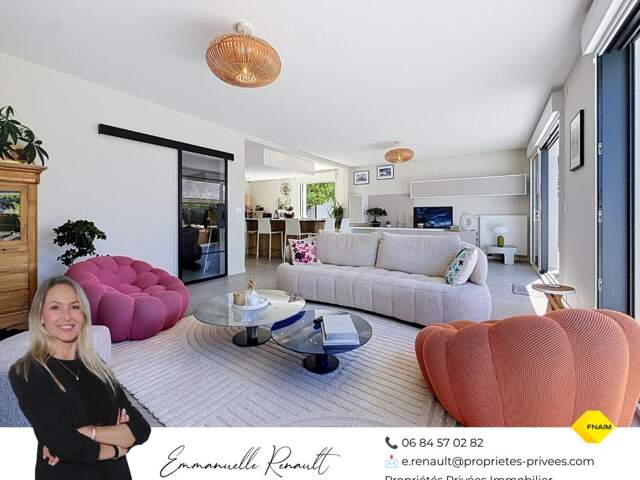 Maison familiale rénovée avec piscine · 165 m² · 5 chambres · Vannes Bernus Conleau — photo du bien