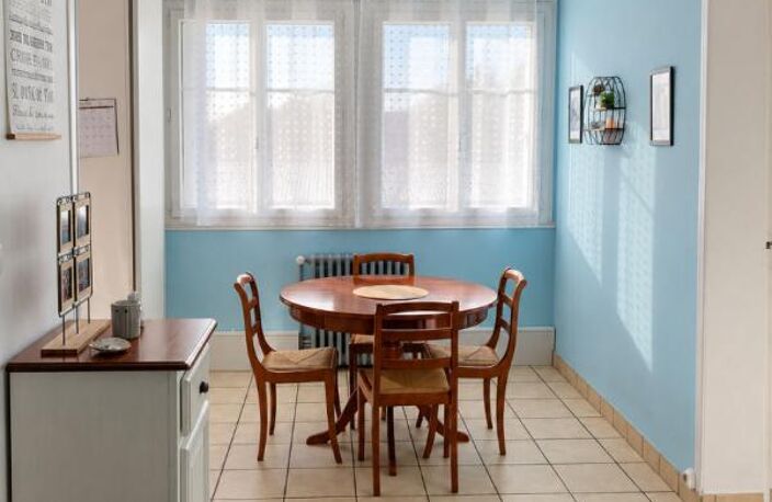 Châteauroux - Touvent, T4 Libre, 3 Chambres et parking privatif — photo 2
