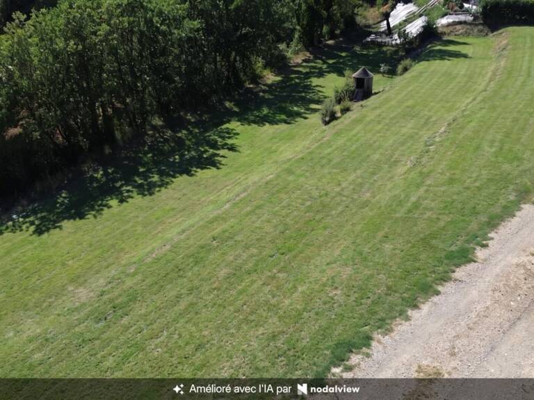 Terrain constructible de 1 000 m2 avec vue dégagée, au calme et proche des commodités — photo 1
