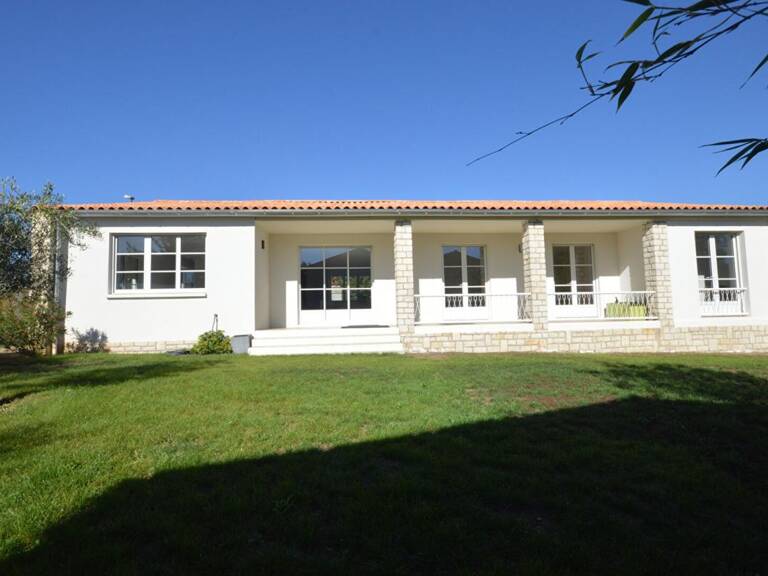 Maison Sainte Soulle 7 pièce(s) 140 m2 — photo 1