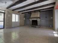 Maison 3 chambres avec grande terrasse et terrain de 2 300 m² bordé par une rivière — photo 4