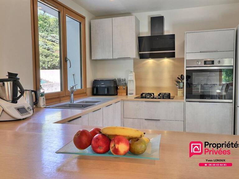 Maison 7 pièces-174 m2 — photo 1