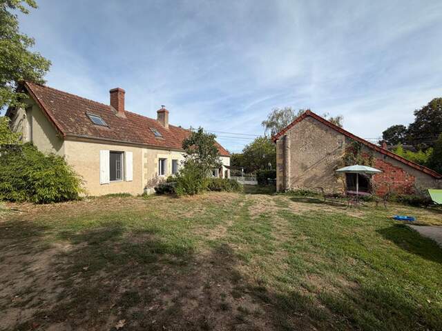 Très jolie longère rénovée dans un secteur calme et vert de la commune de Saint Eloi — photo du bien
