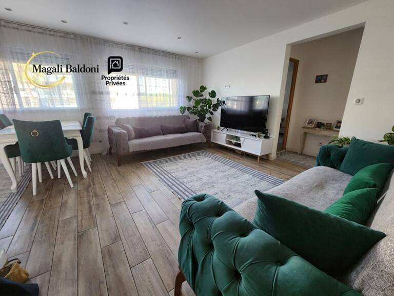 Appartement Frejus 3 pièces 64 m2 avec Ascenseur- Parking- Cave — photo 1