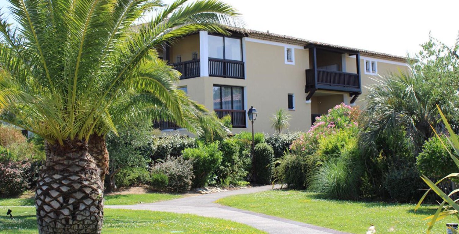 Appartement  Roquebrune sur Argens de 87m² vue Mer — photo 1