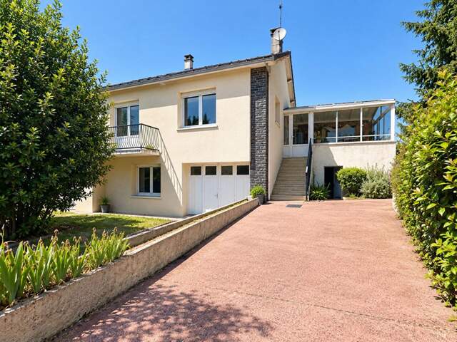 Investissement locatif - Maison individuelle avec 2 logements loués — photo du bien