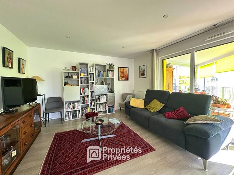 Appartement 4 pièces 80 m2 avec terrasse, parking et cave — photo 1