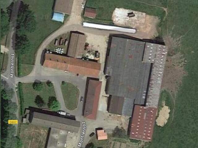 **EXCLUSIVITE** SAINT JEAN SUR REYSSOUZE - FERME DE CARACTÈRE - 13 BÂTIMENTS -  210 000 m² DE TERRAIN - MAISON de 148 m² — photo du bien