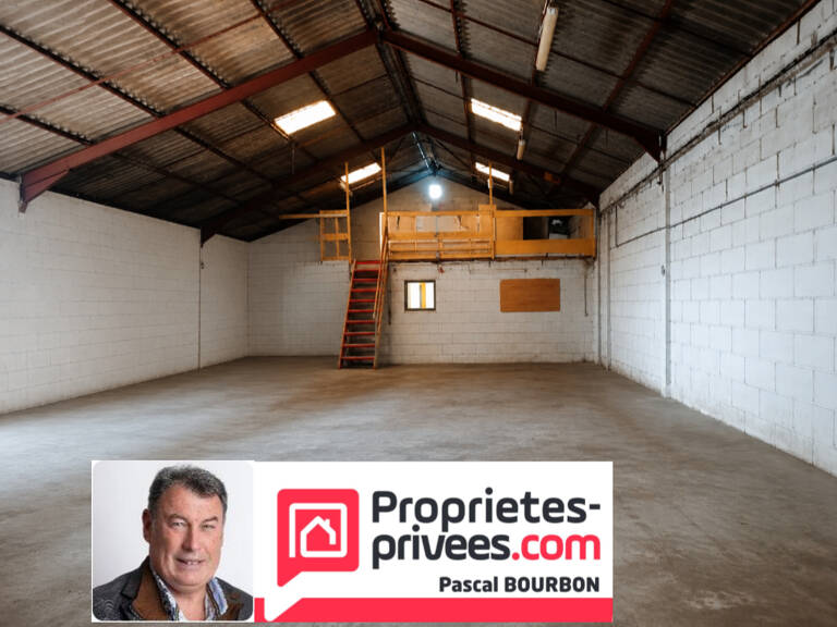 Hangar de 200m² et deux bureaux extérieurs à Limoux sur 1000m² — photo 1