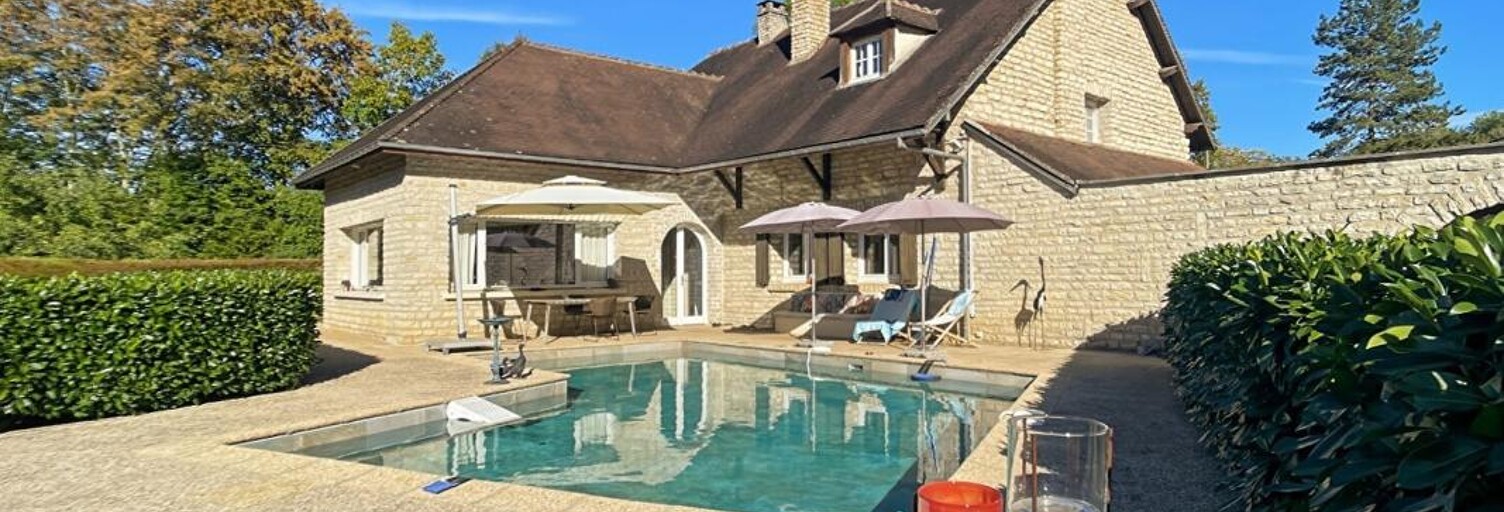 Maison 5 Pièces 206 m² à vendre à Voutenay-sur-Cure (89270)