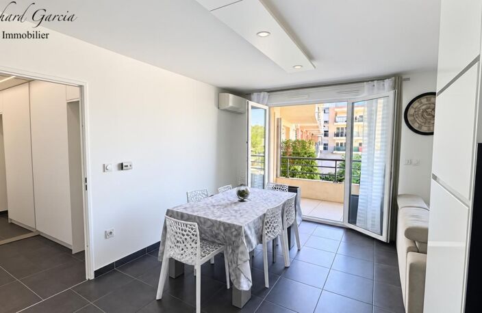 LA SEYNE SUR MER - A PROXIMITE DES COMMODITES - TRANSPORT -APPARTEMENT T2 — photo 2