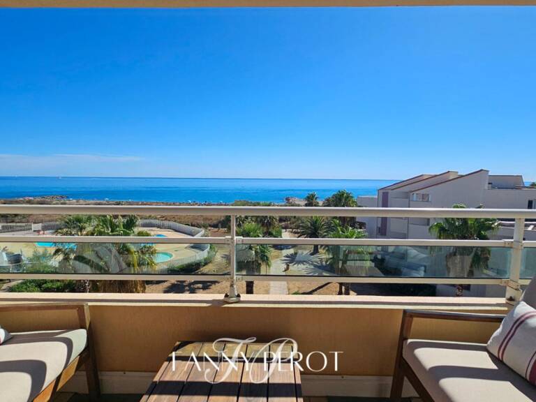 Saint-Cyprien - T3 au dernier étage avec grande terrasse et vue mer incroyable — photo 1