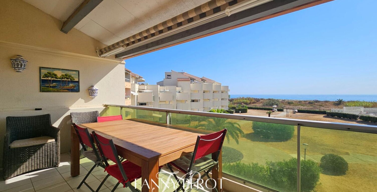 Saint-Cyprien - T3 avec vue mer depuis toutes les pièces et deux terrasses — photo 1