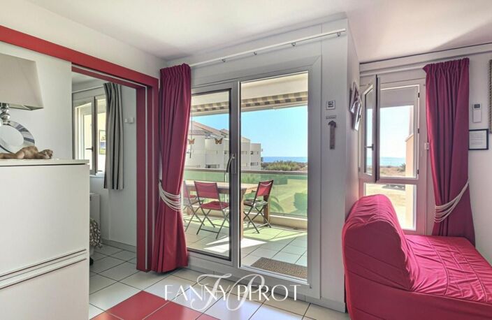 Saint-Cyprien - T3 avec vue mer depuis toutes les pièces et deux terrasses — photo 4