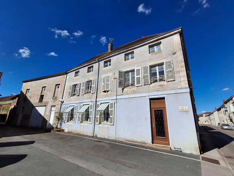 Immeuble/Maison  proche Cluny — photo 1