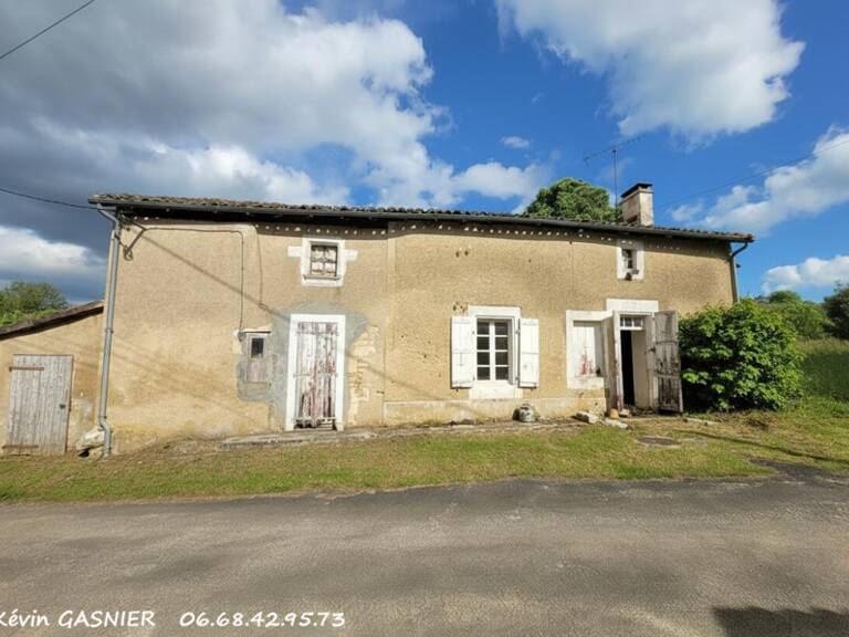 CHARRAS (16380) : Maison 2 chambres 70m2 — photo 1