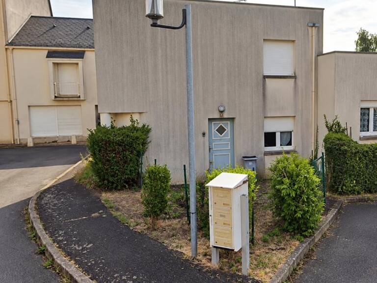 Location Maison 3  pièces 76 m² La Châtre — photo 1