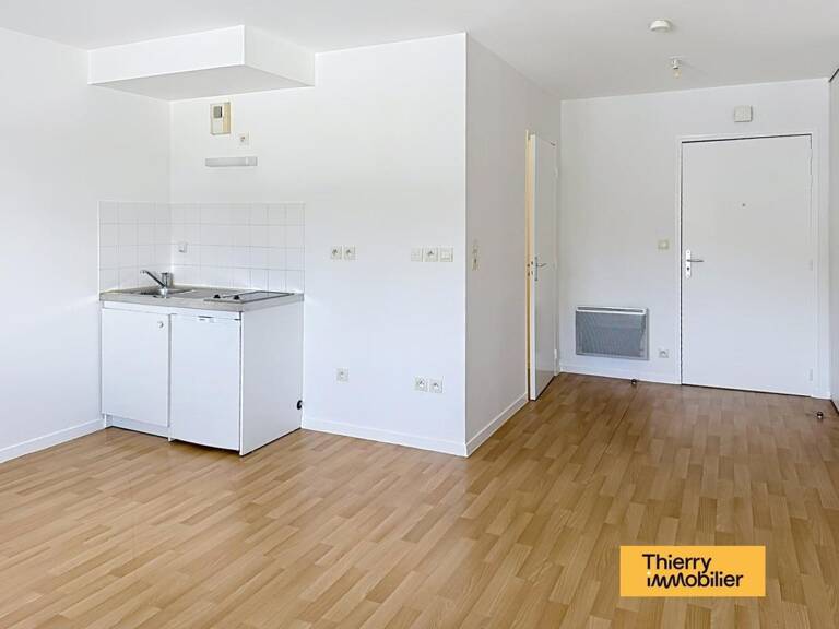 T1 32 m² avec parking prox FACULTES — photo 1