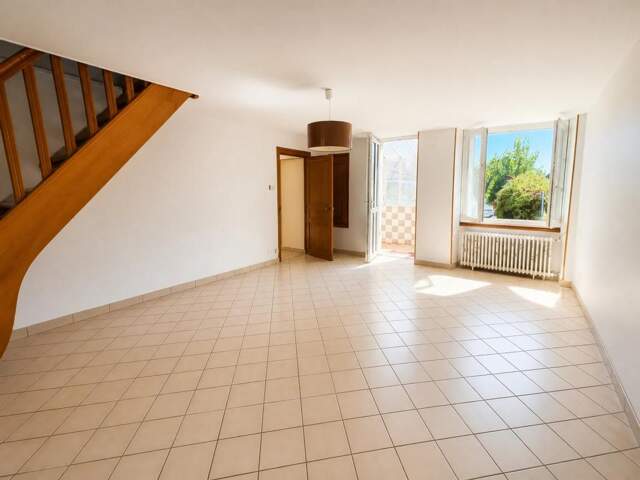 Maison de 4 pièces de 76,5 m² à La Chapelle-Saint-Ursin — photo du bien